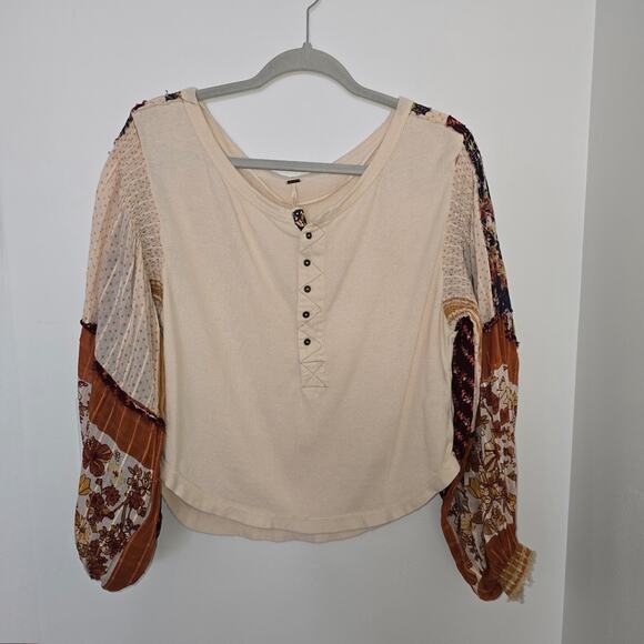 Free People Light Magic Henley Top Size XS Cream Combo Balloon Patchwork Sleeves - Picture 1 of 8